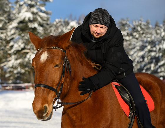 Иван (продавец-монтажник)